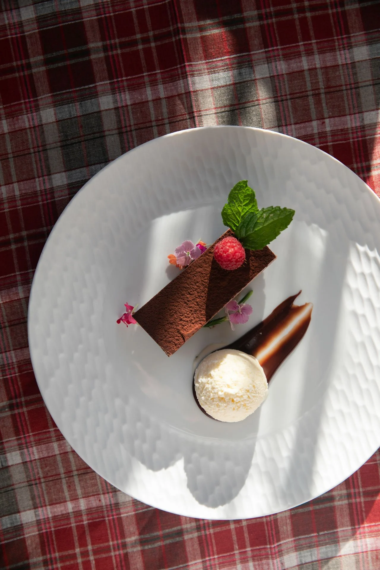 Bridgehampton Inn Restaurant — Loaves & Fishes