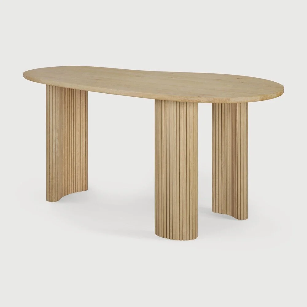 product_wf_50794_Boomerang_desk_varnished_oak_pebble_shape_profile_WEB.jpg