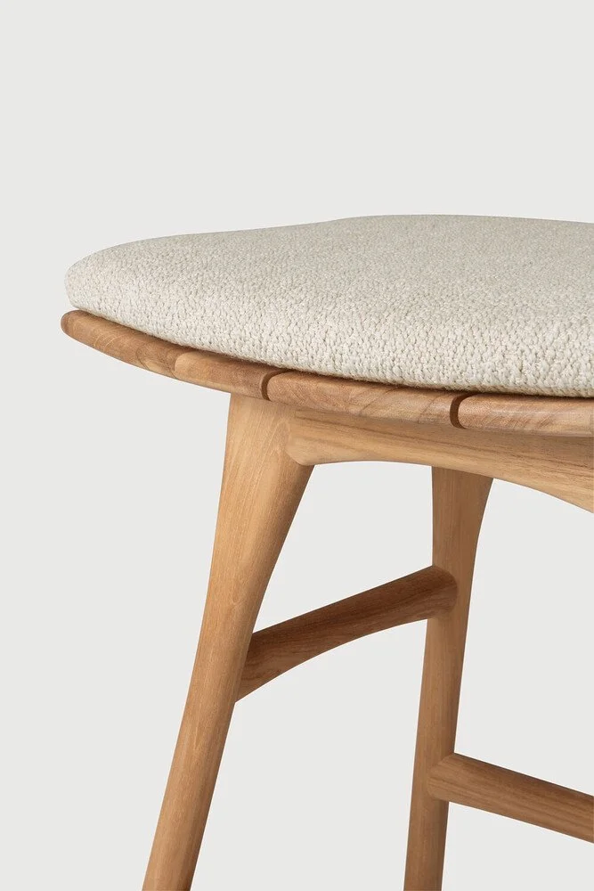 product_wf_10358_Osso_outdoor_stool_teak_Natural_fabric_det01_web.jpg