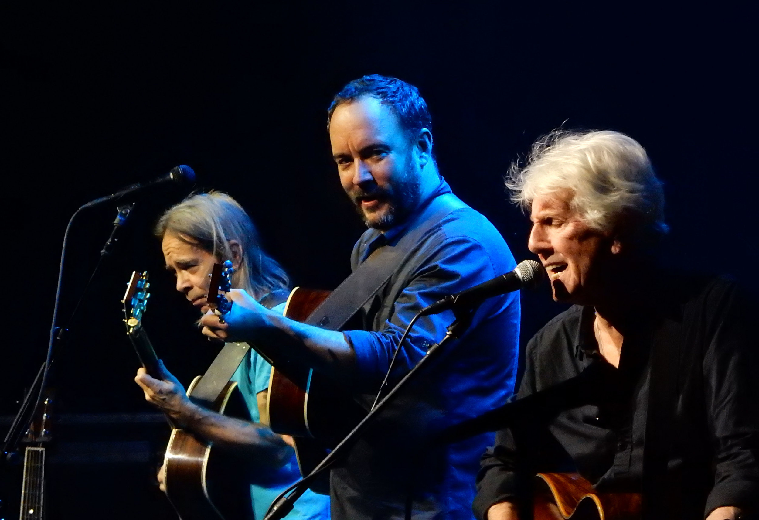 Dave Matthews & Tim Reynolds & Graham Nash III 11_17.jpg
