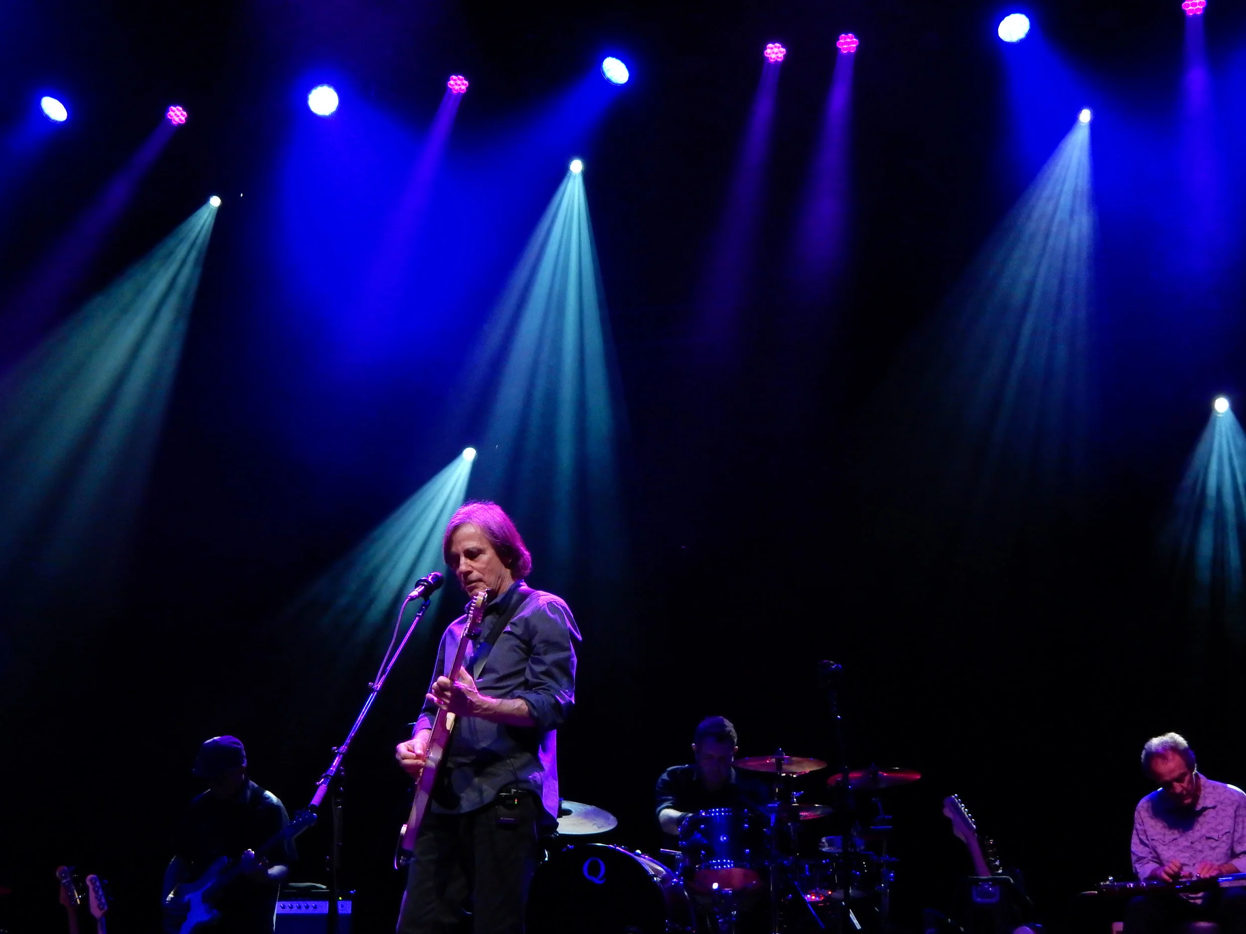 Jackson Browne Wolftrap IV 16.jpg