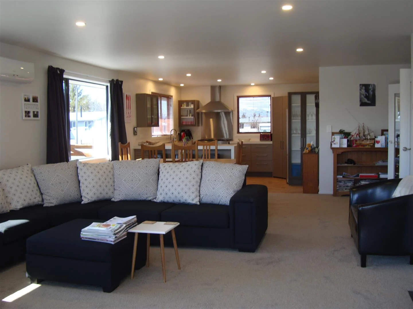 DSC02355 (Large).JPG