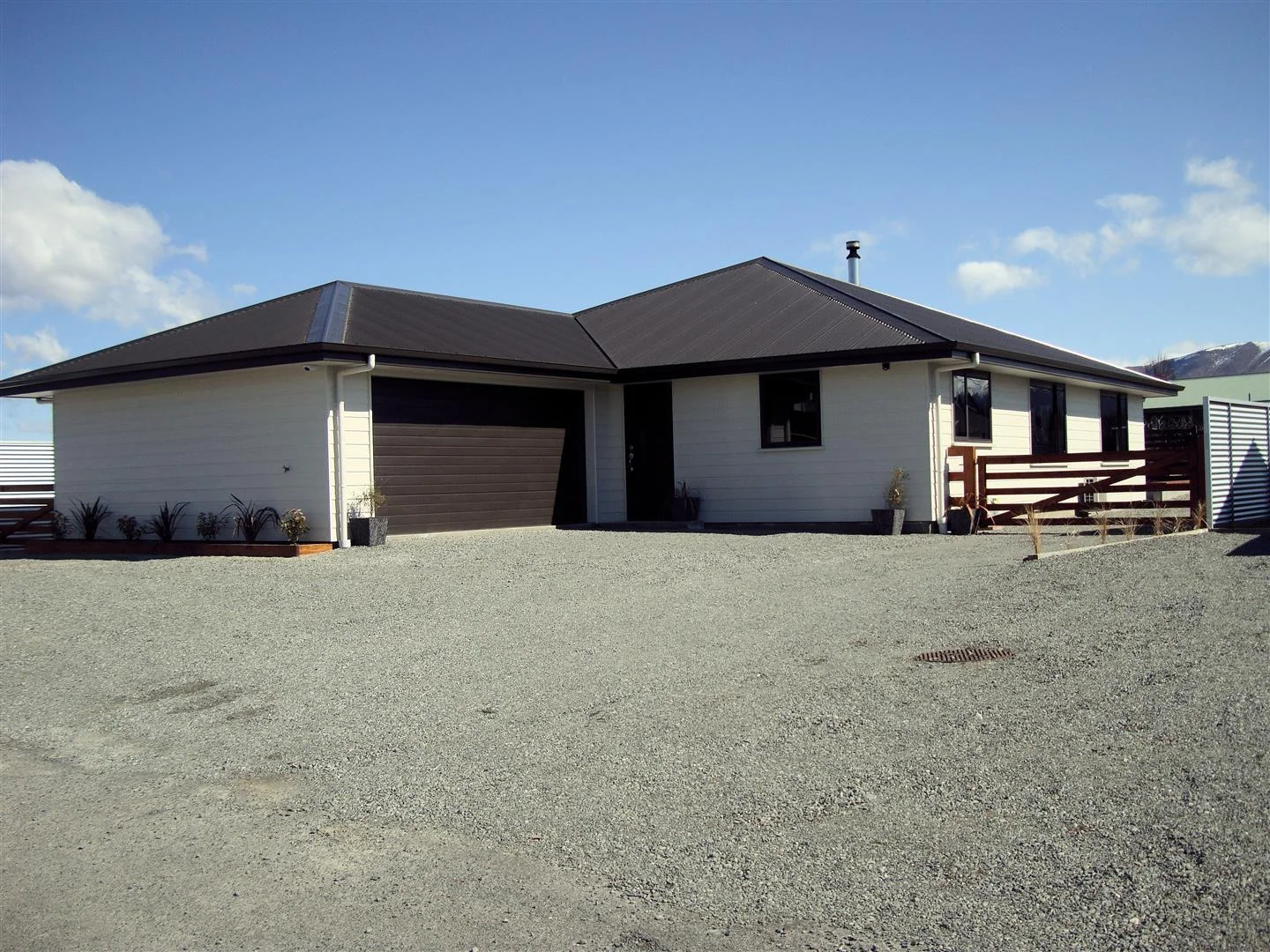 DSC02350 (Large).JPG