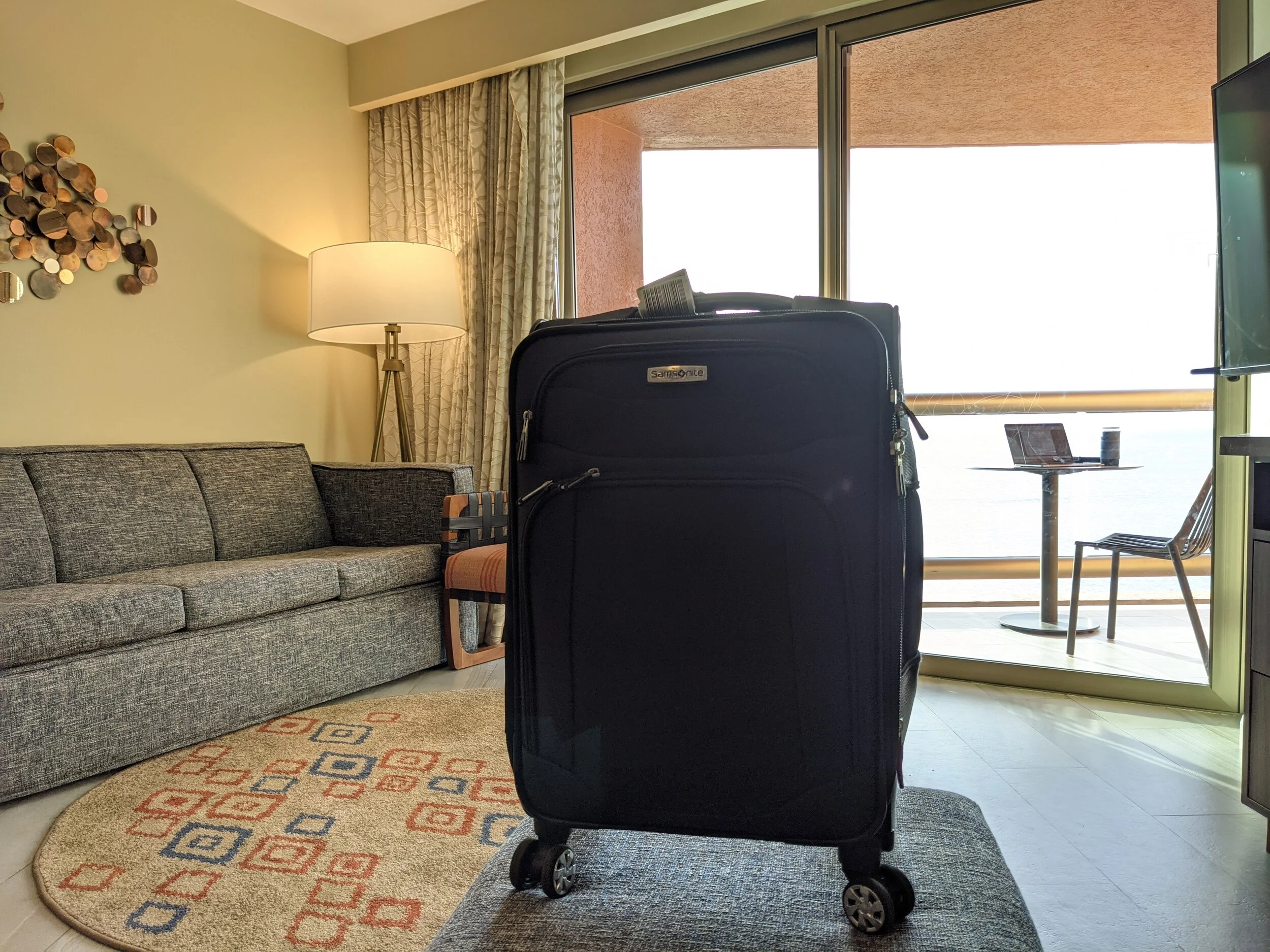 One Suitcase to Rule Them All - The Joy of Minimalism