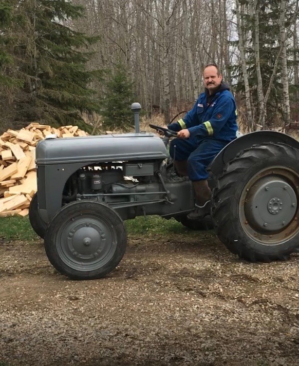 tractorpetera.jpg