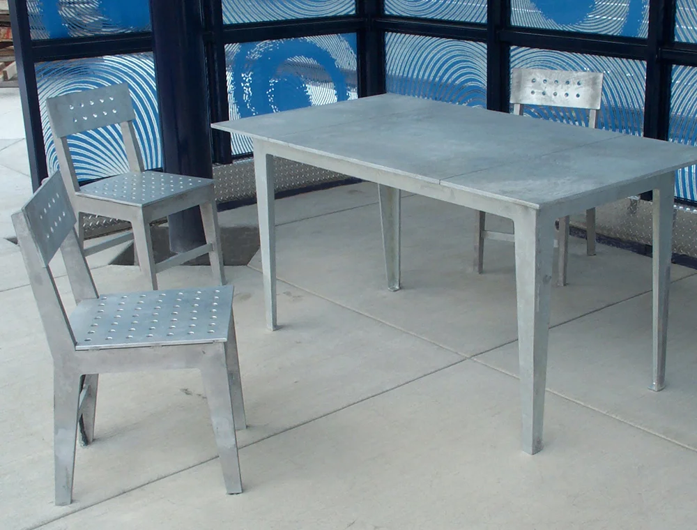 01_ParkRose Dining Set_2001.jpg