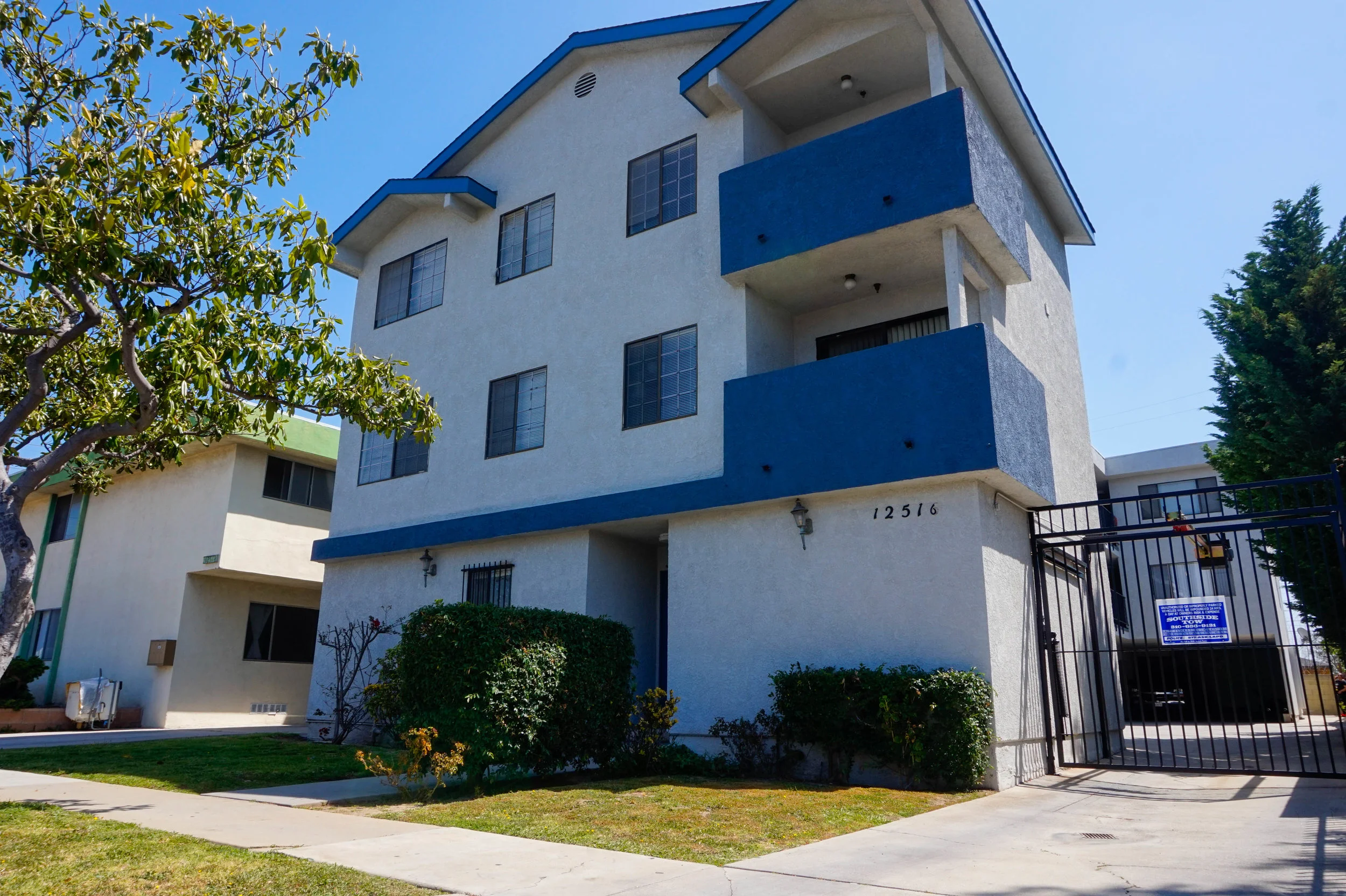 12516 Cranbrook Avenue