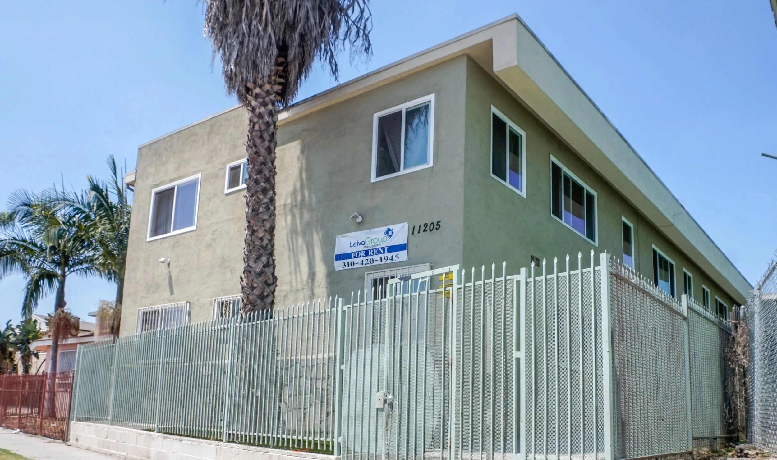 11205 South Broadway 