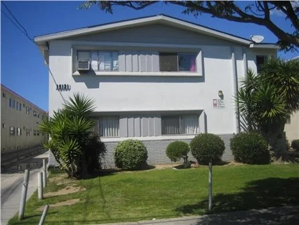 15121 South Budlong Avenue 