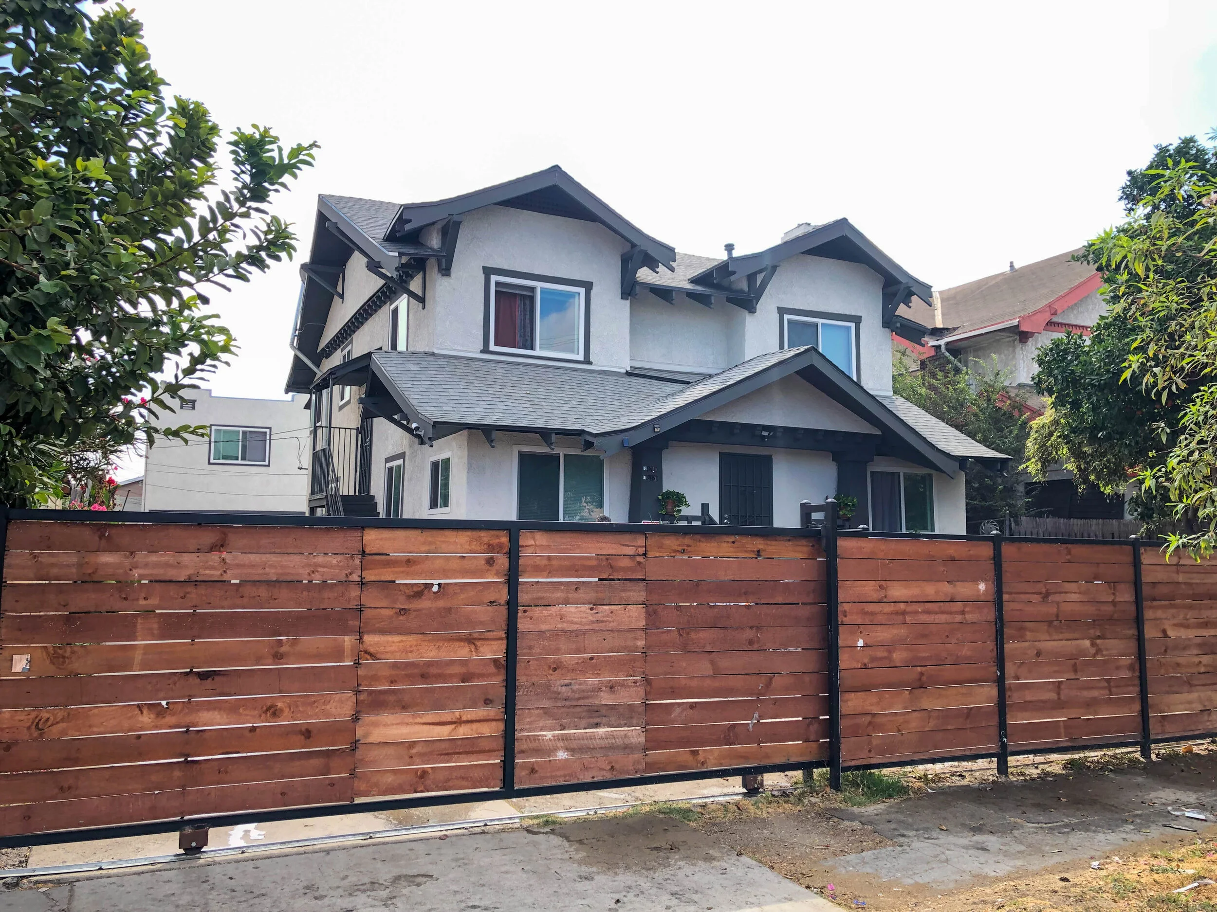 4716 South Figueroa Street