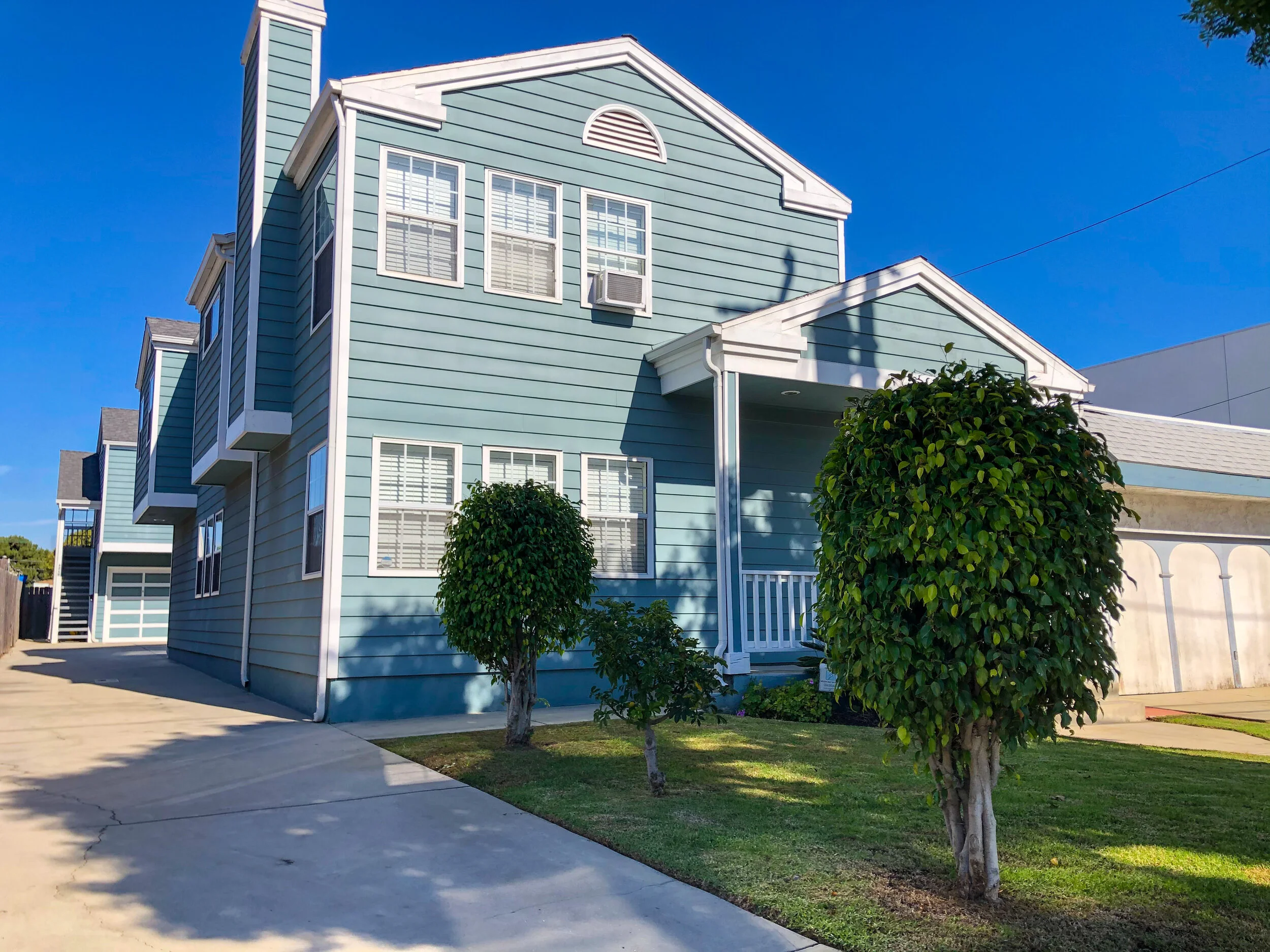 4751 West 165th Street