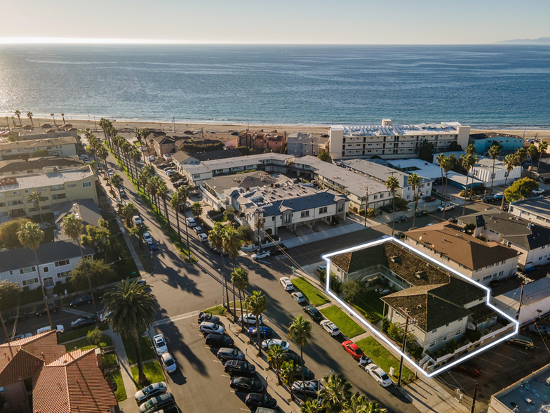 201 Vista Del Mar