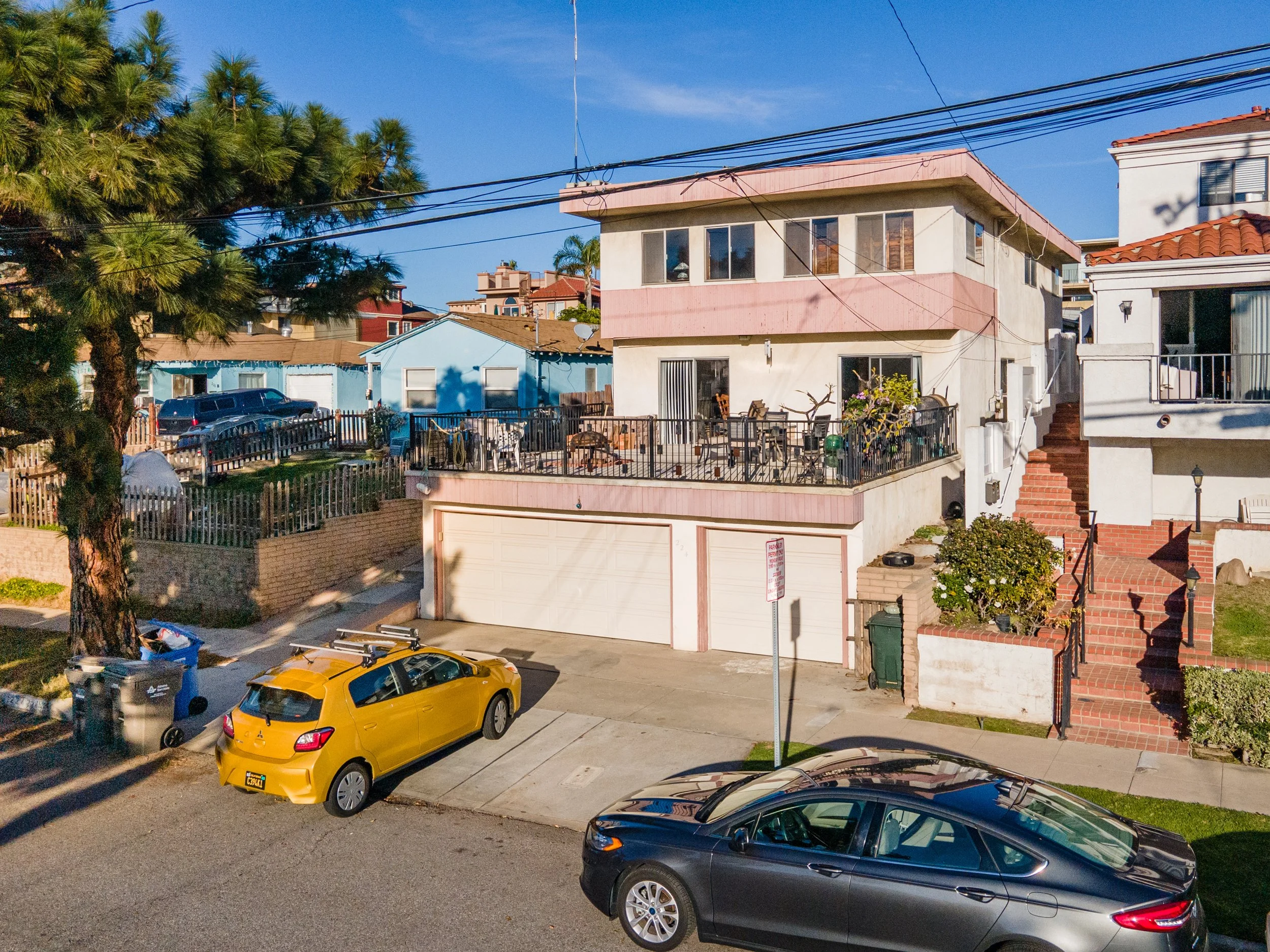 224 N. Juanita Avenue