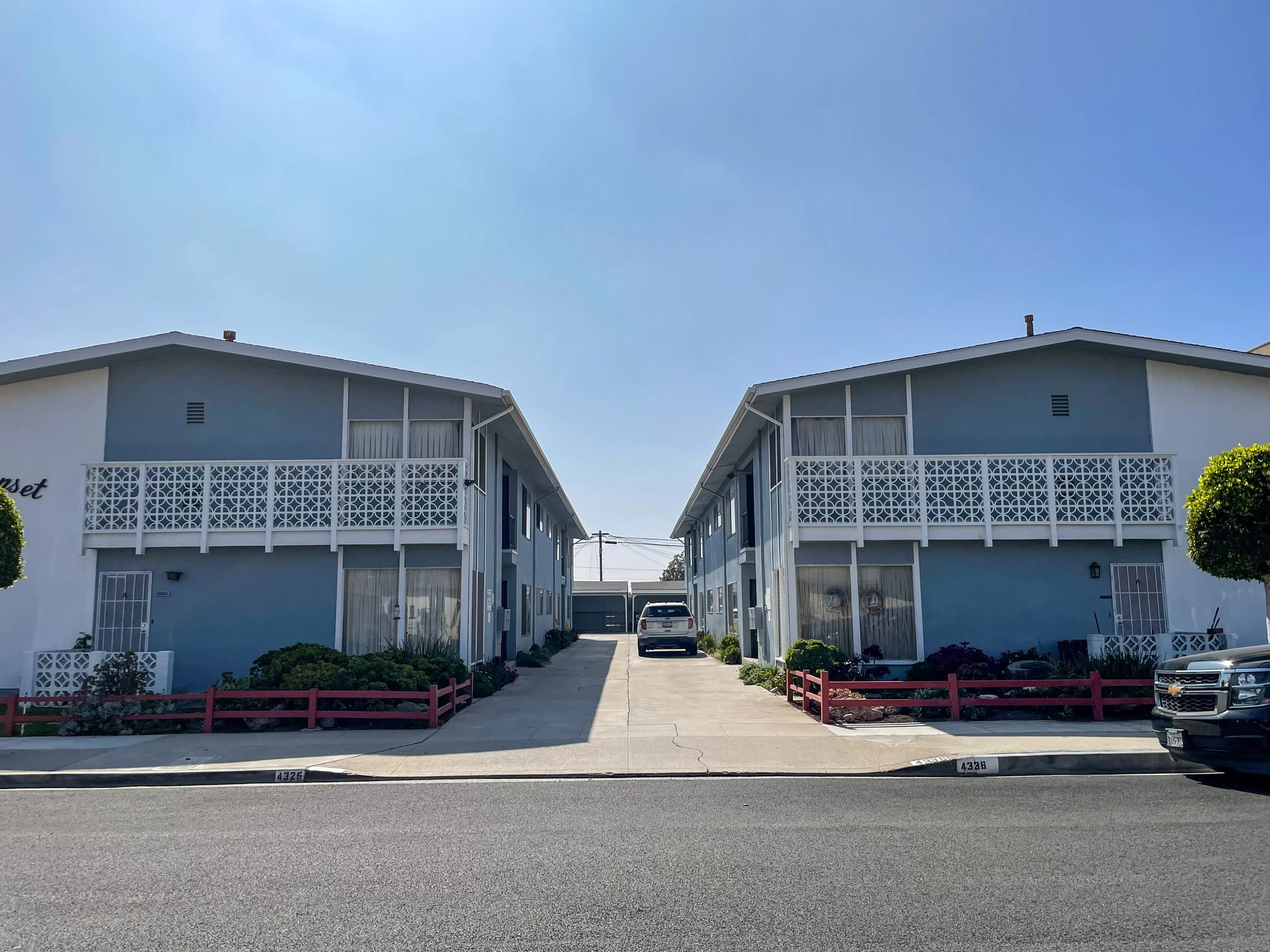 4336 West 136th Street