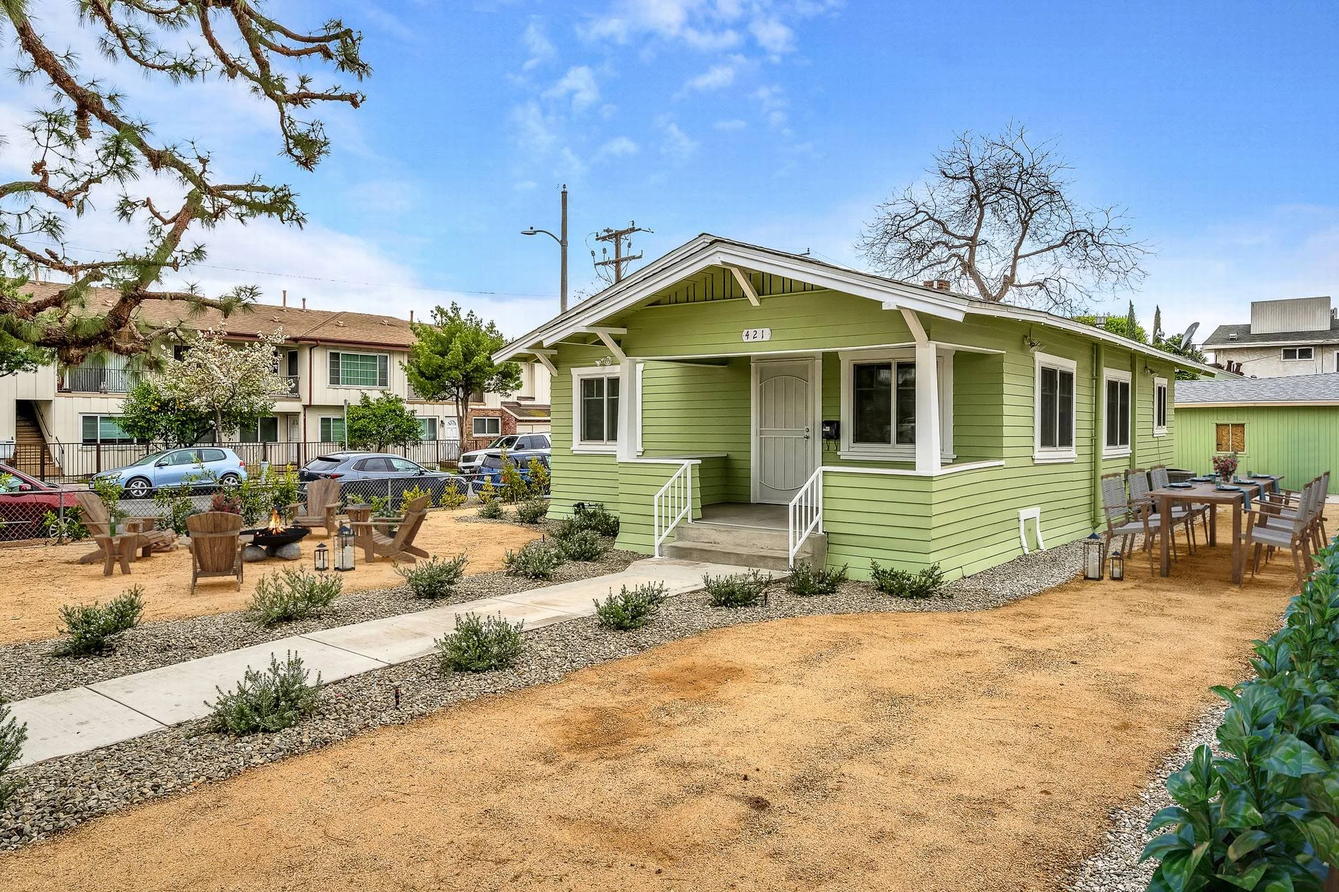 421 S. Eucalyptus Avenue