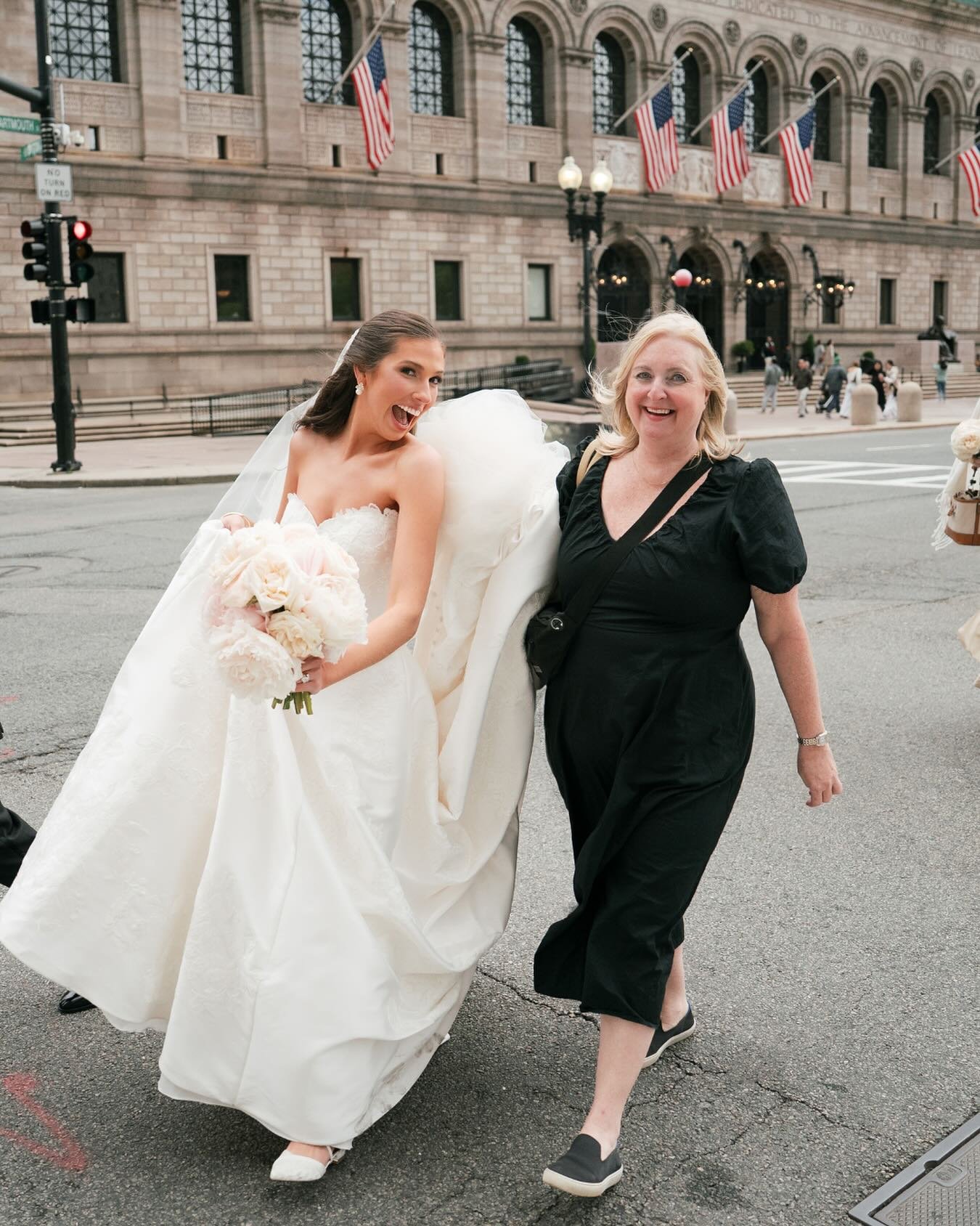 Can you believe it&rsquo;s already mid-June? Summer is in full swing, and with over 150 new friends joining the LeslieJames Events community recently, I thought it was the perfect moment to reintroduce myself.

Hi, I&rsquo;m Kelly Boyle, owner and le
