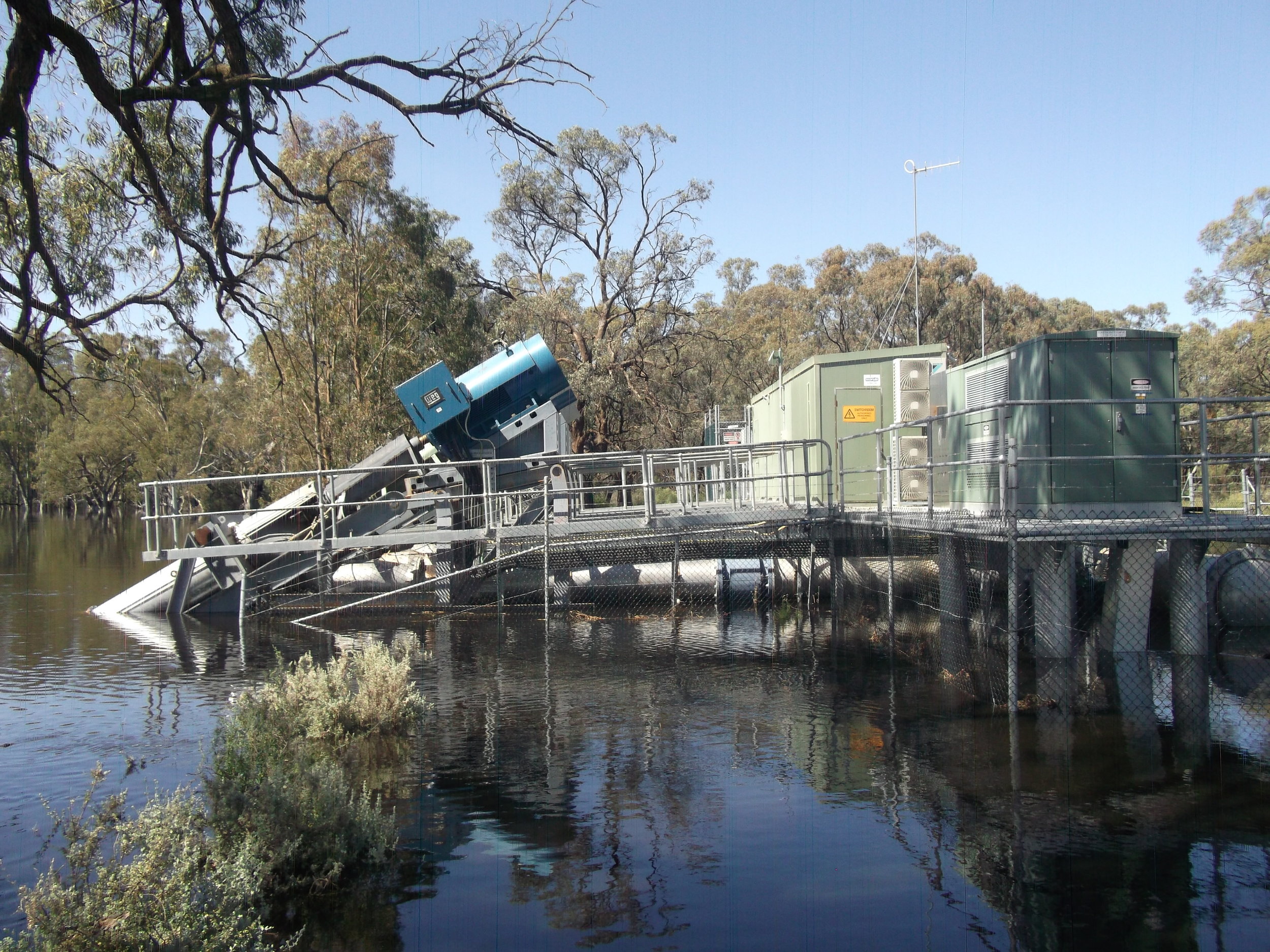  First pump of 4 , model 36HC 2 stage, 1010 l/sec each at 42m TDH, 640 kw motor 750 rpm, fresh water flush. Selected style of pump for minimal river bank disturbance and being able to handle 7 meters of water level variation.  Batescrew surveyed new 