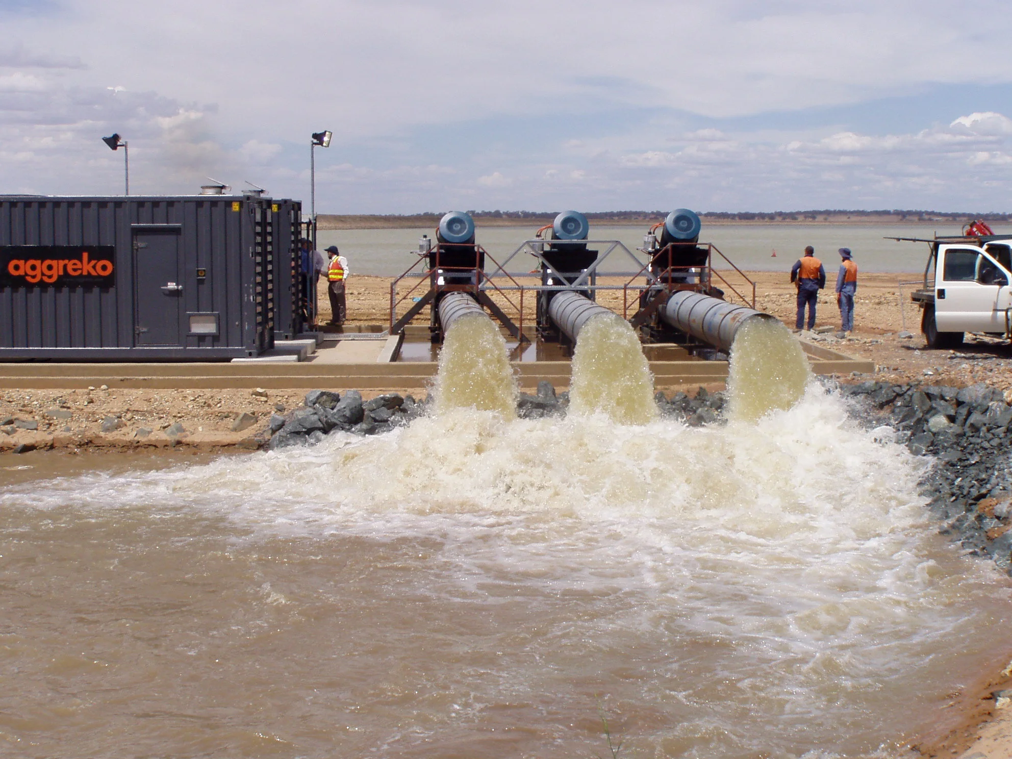 3 pumps in water 3.JPG