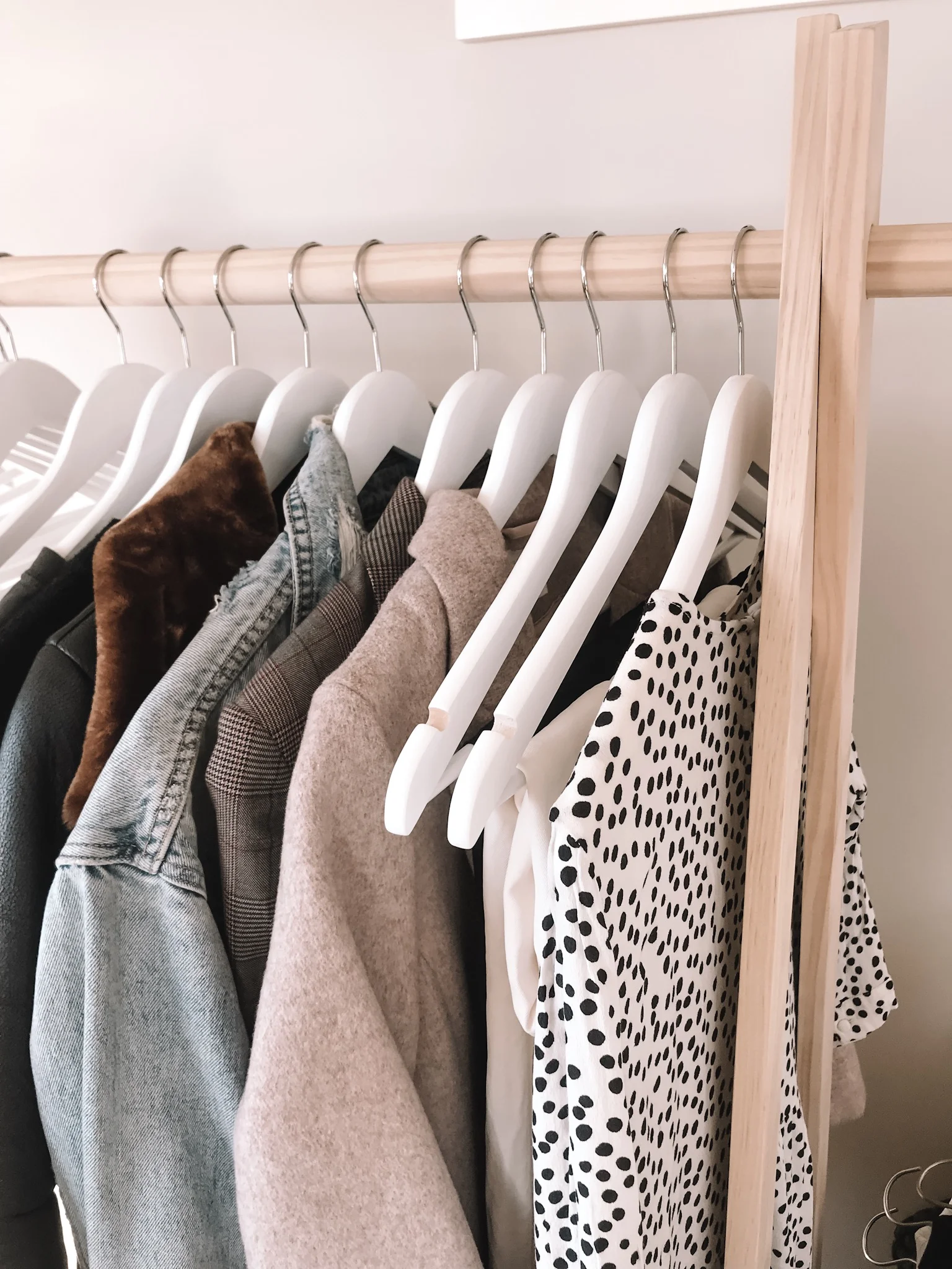 Capsule Wardrobes How To Make Them With Help From A Pro
