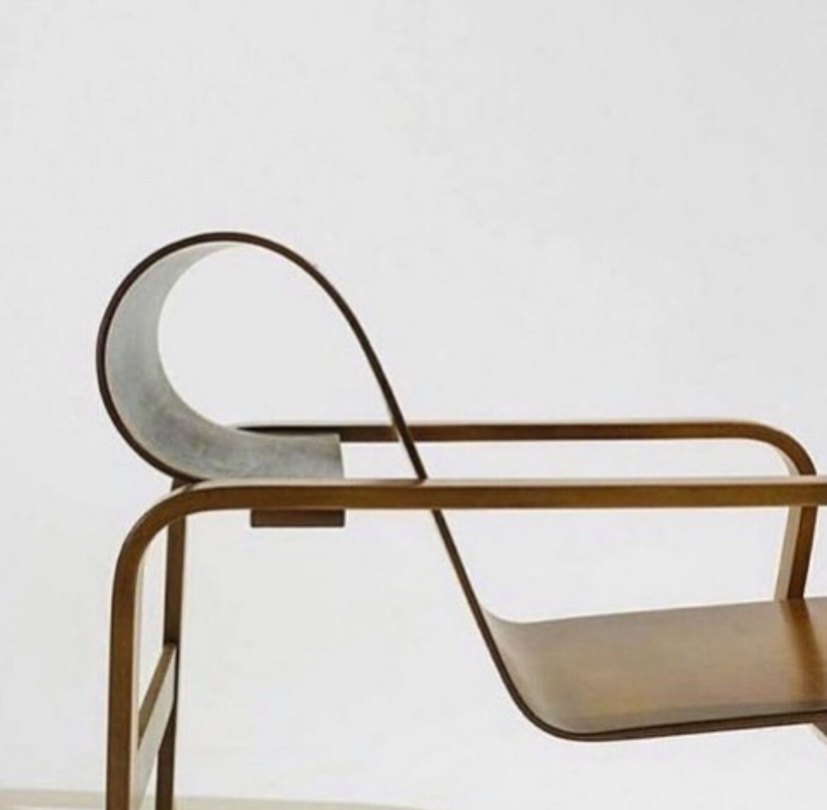  Artek Aalto Armchair 41 “Paimio” 