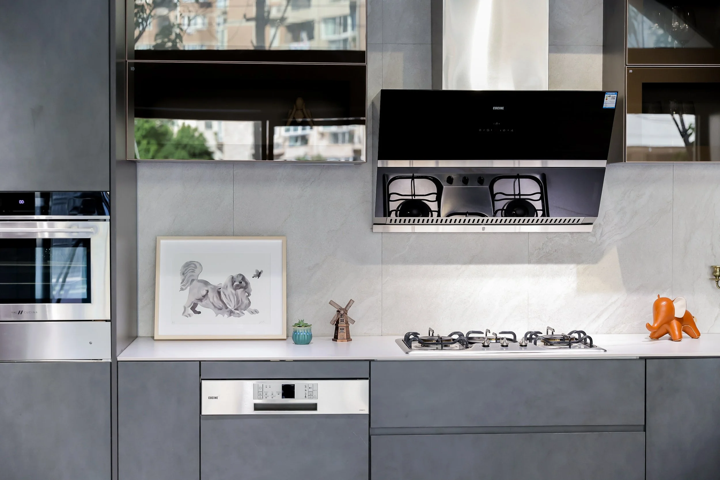 smeg exhibition dog-6.JPG