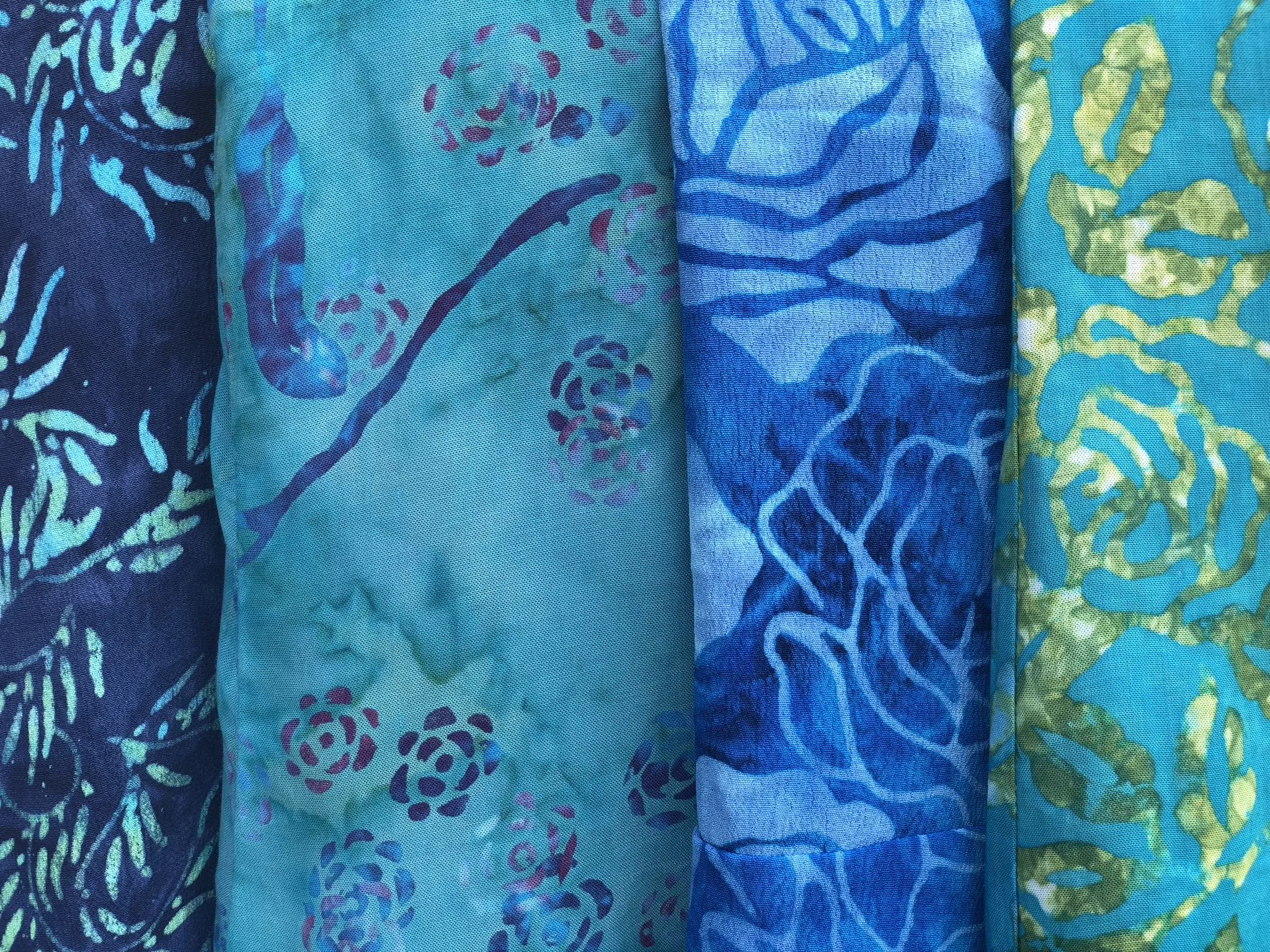 UNIKAT ART WEAR – STOFF.HAND.DRUCK.