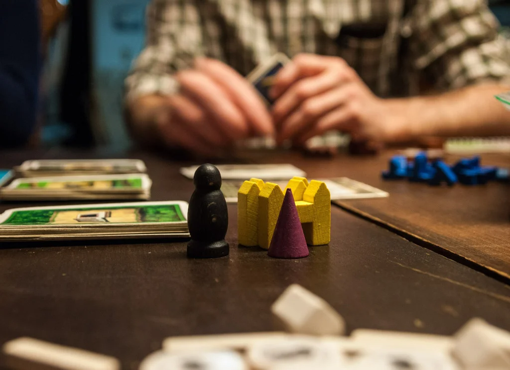 Play It Smart: what we can learn from games (and why they should be used to teach us)