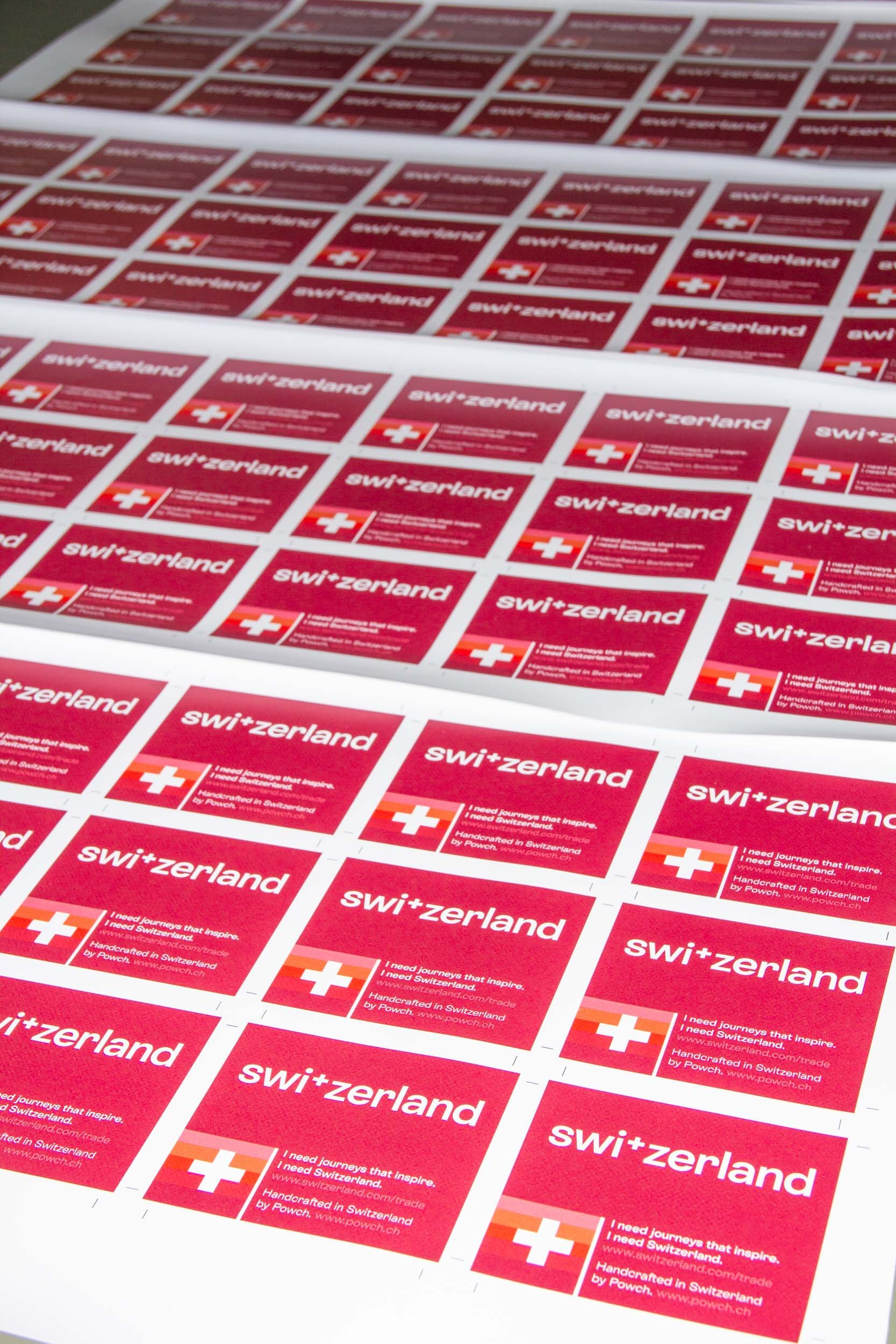 POWCH_Laptop-Sleeves_Switzerland_Process_1.jpg