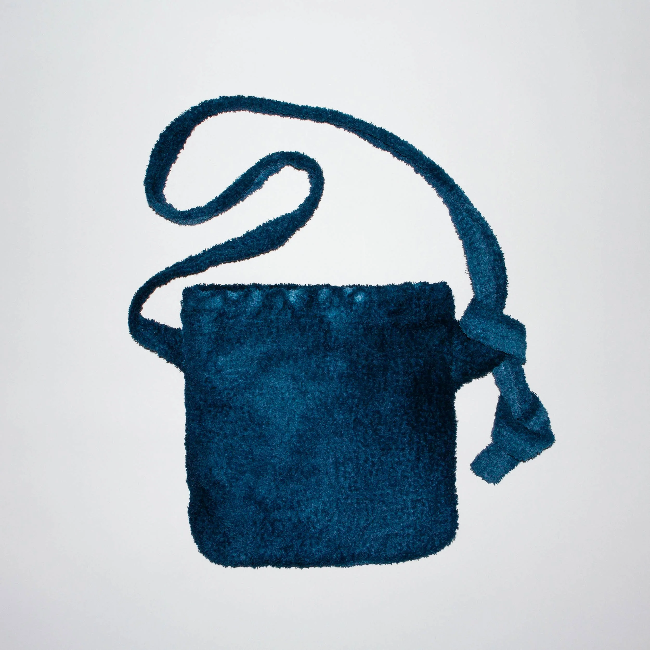 POWCH_FLUFF-BAG_CROSSBODY_MADEIRA2.jpg