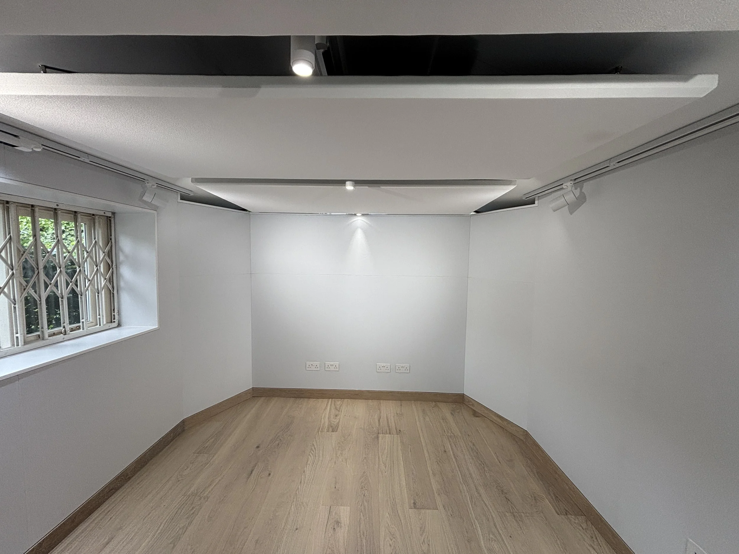  Fabric track acoustic treatment 