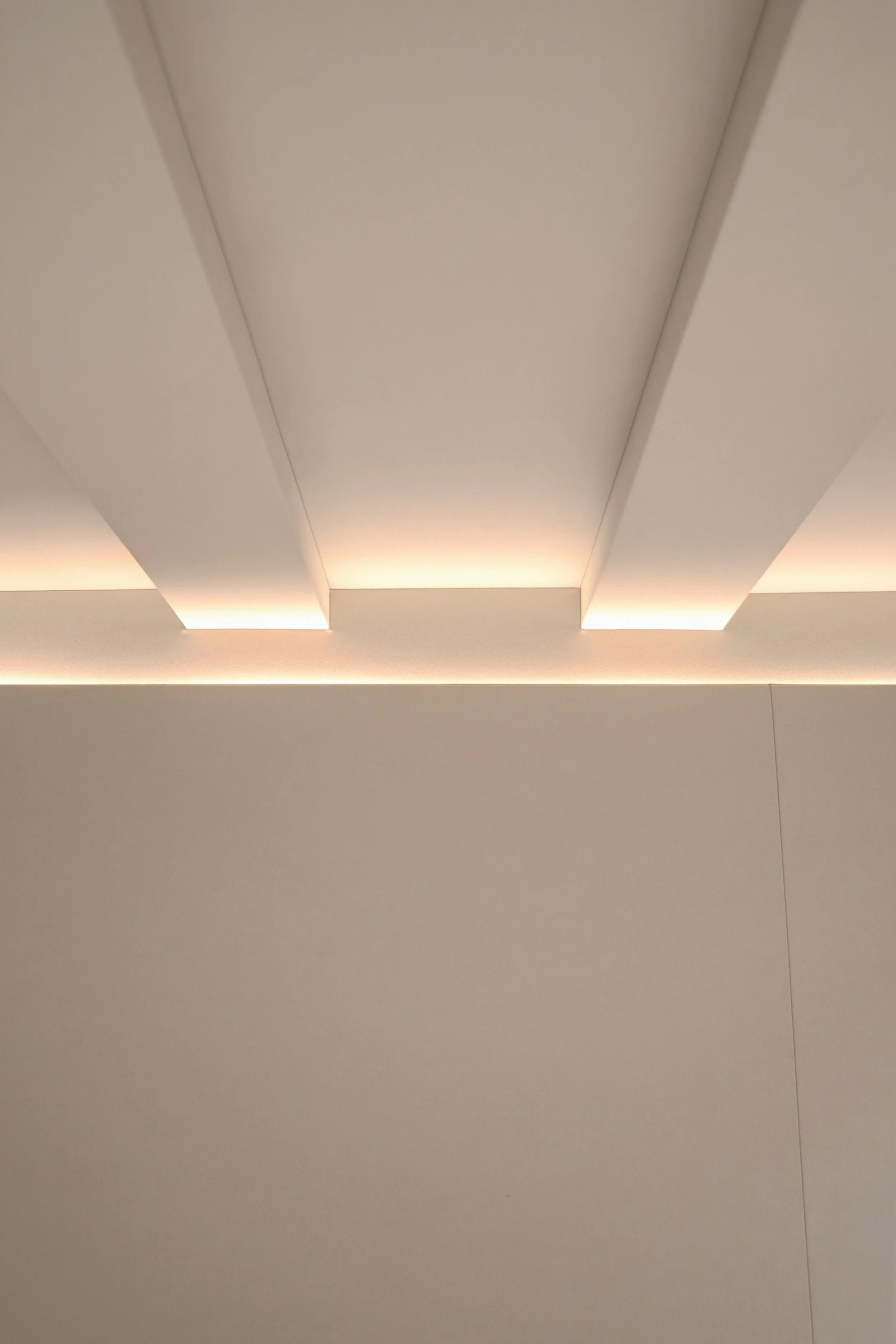  Yellow Technology designed custom ceiling acoustic treatment in recording studio live room 