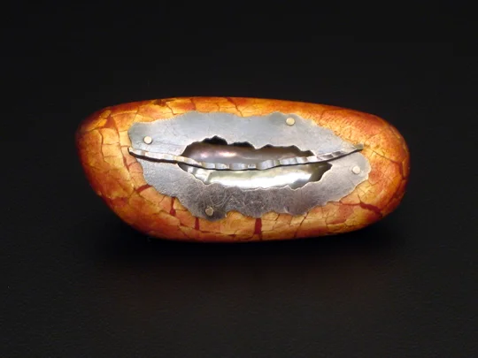 Crack small.jpg