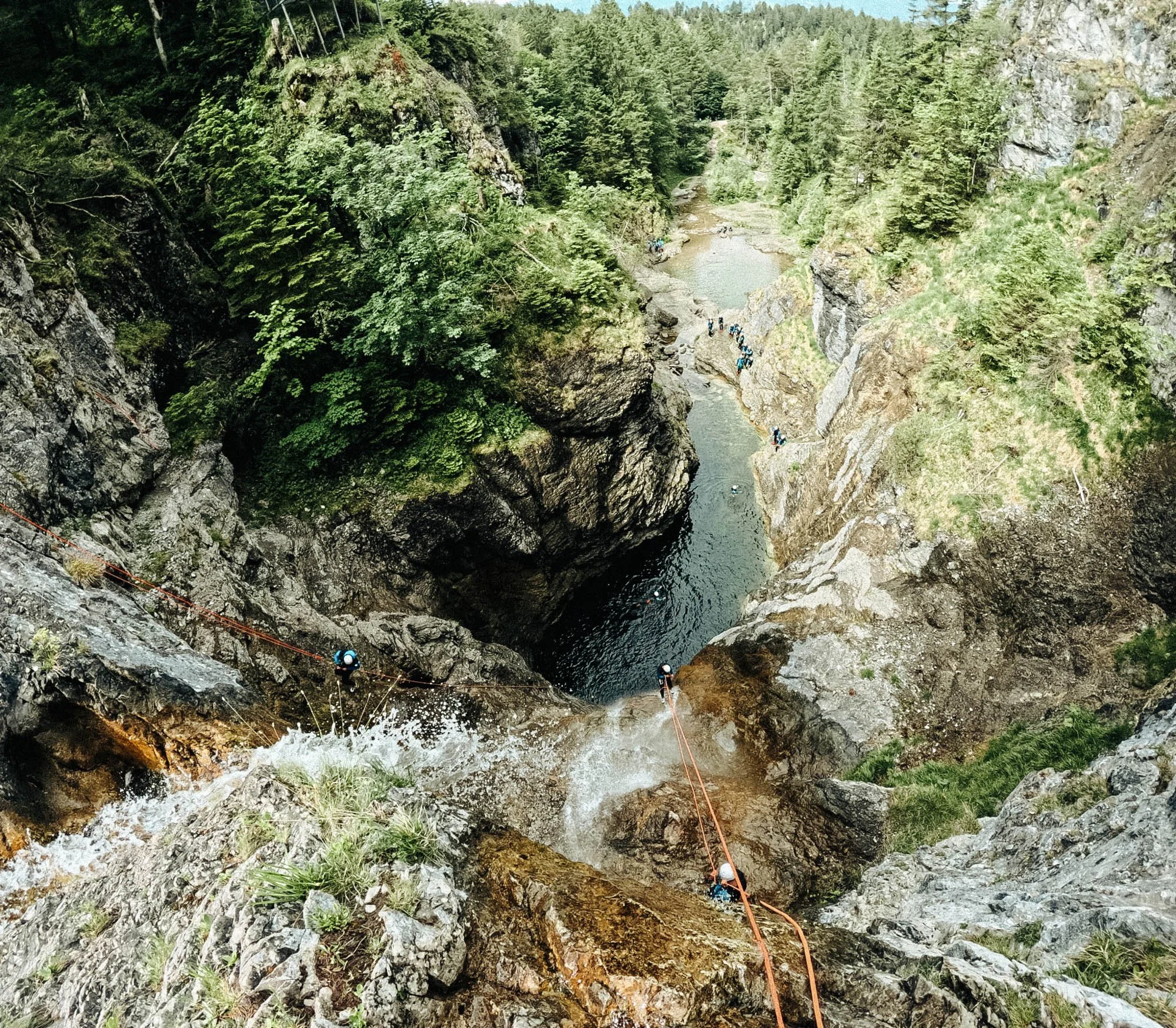 MB-Productions-Maximilian-Boeger-Foto-Video-Design-Kornwestheim-Stuttgart-Ludwigsburg_Hochzeit_Hannes_Melli_Diller_Canyoning-71.jpg