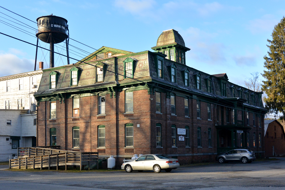 CP153031.jpg