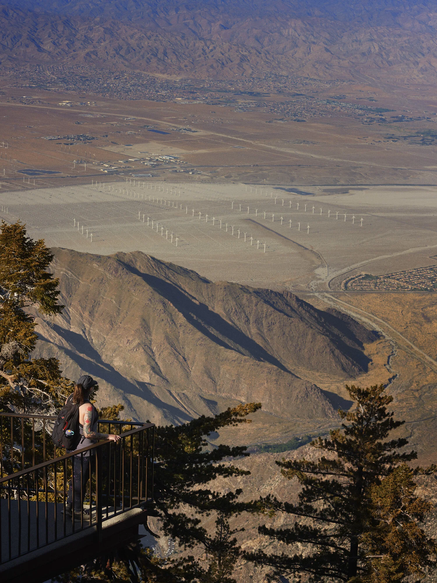 FM1296_FMD8711_F1_RGB.jpg