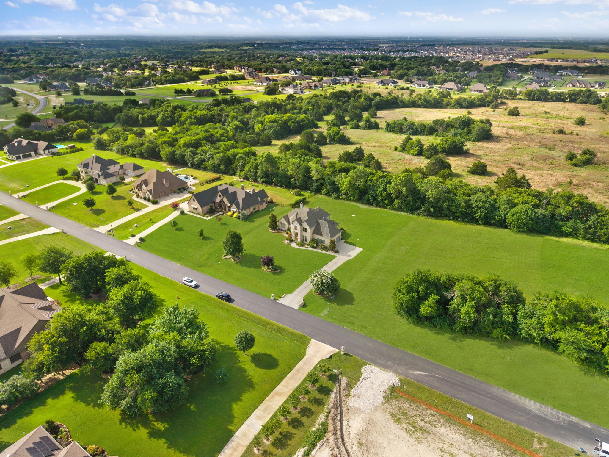 Acreage Living in McKinney, Texas: What Buyers Need to Know