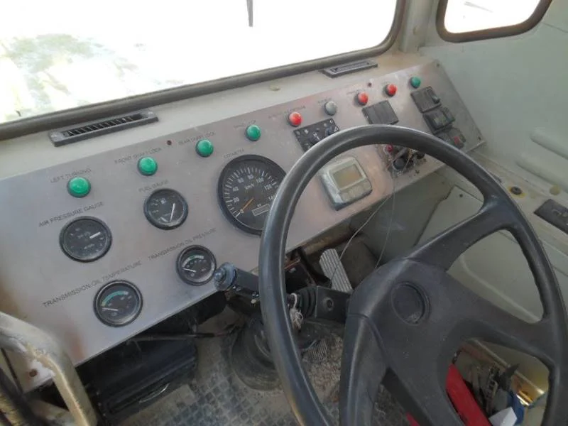 935705686.jpg