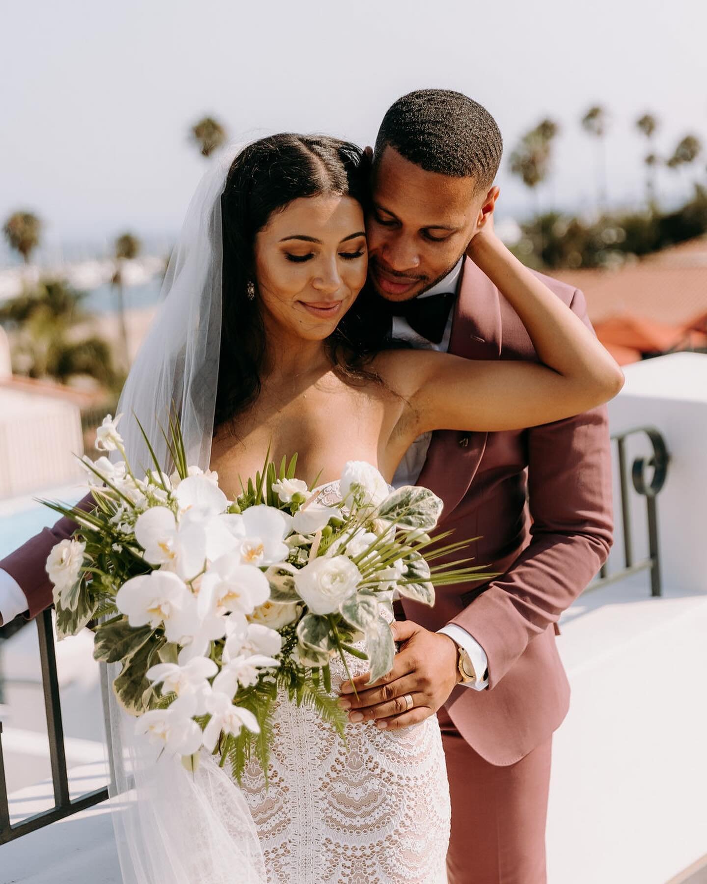 I&rsquo;ll take any excuse to post an orchid bouquet - Happy National Orchid Day🤍

Photos from T &amp; R&rsquo;s day by @burgundybluephoto at @hotelcalifornian 

#nationalorchidday #orchidbouquet #orchidlover #orchidwedding #hotelcalifornian #hotelc