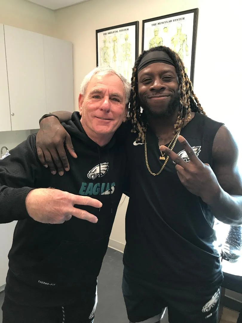 Dr. Lee Cohen & Eagles Running Back Jay Ajayi