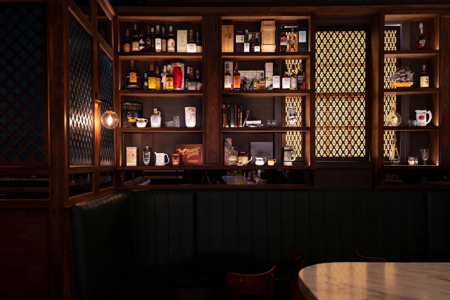 Bar photo 1
