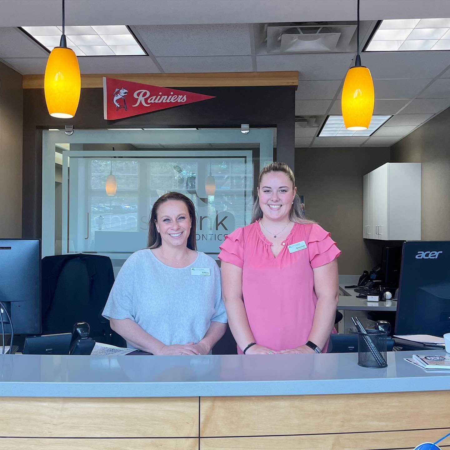 Happy Receptionists Day to our amazing ladies at the front desk 💙🫶🏼