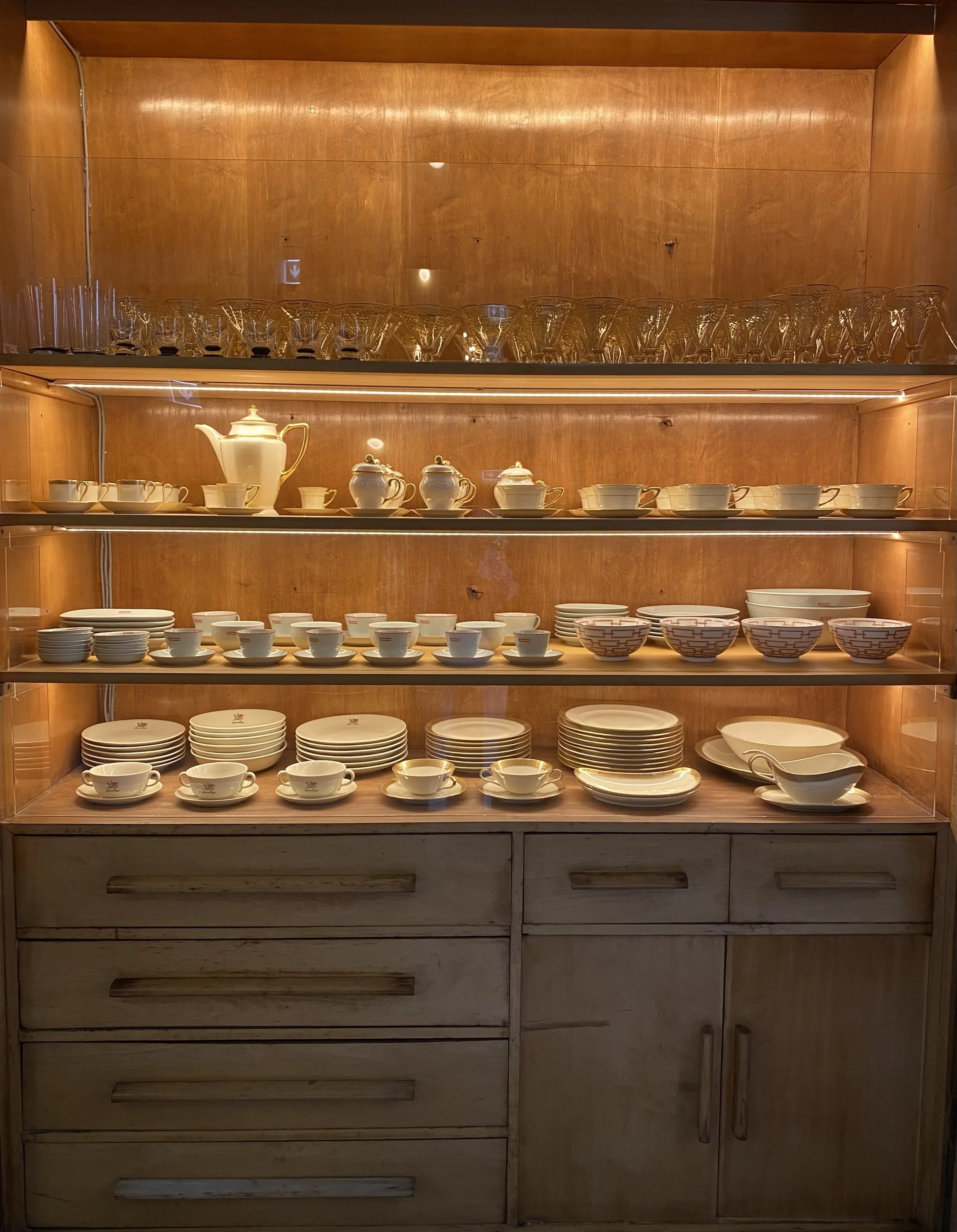 Villa Necchi interior.jpg