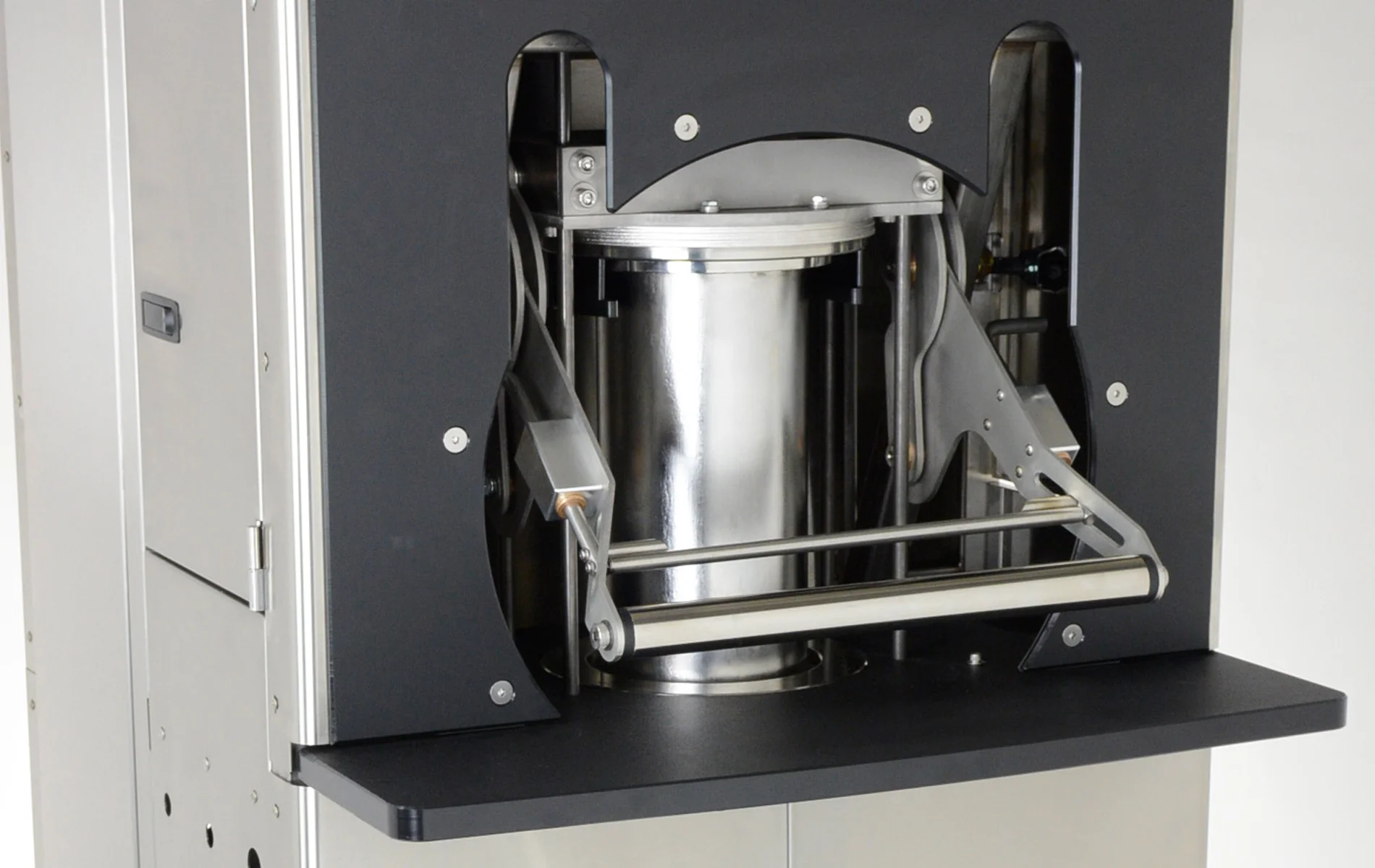 extractor-collage-column-pic.jpg