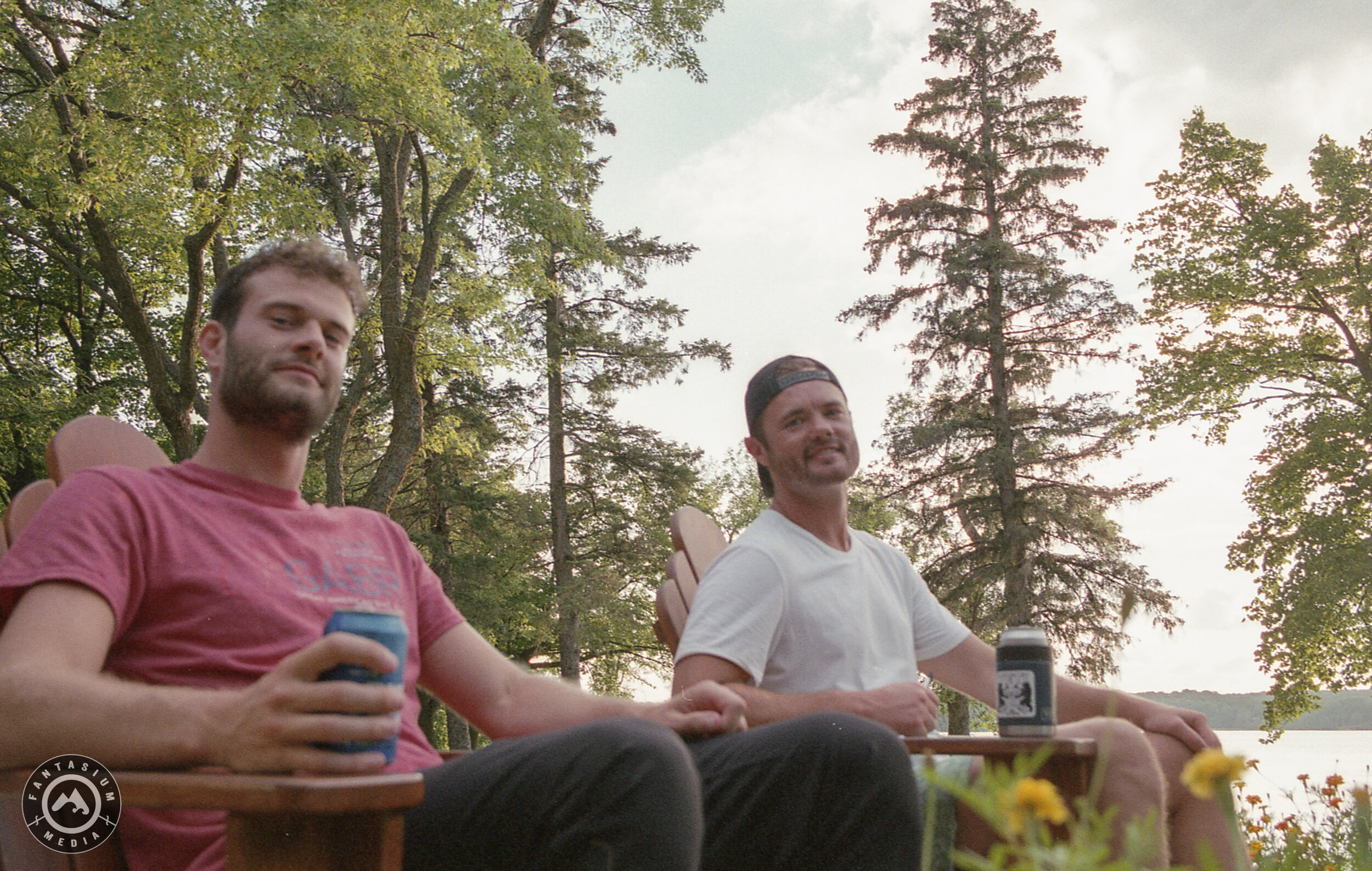 2020_BROS_CABIN_FILM-8.jpg