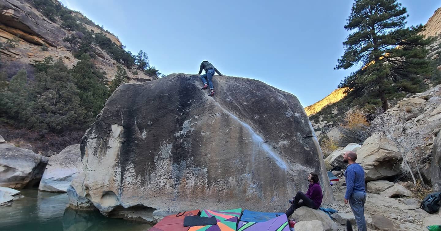 Had an amazing two weeks in Utah with new friends and old. This is truly a magical place. Can't wait to go back stronger and with more time! 

#fanrasium #climbing #bouldering #thedangler
