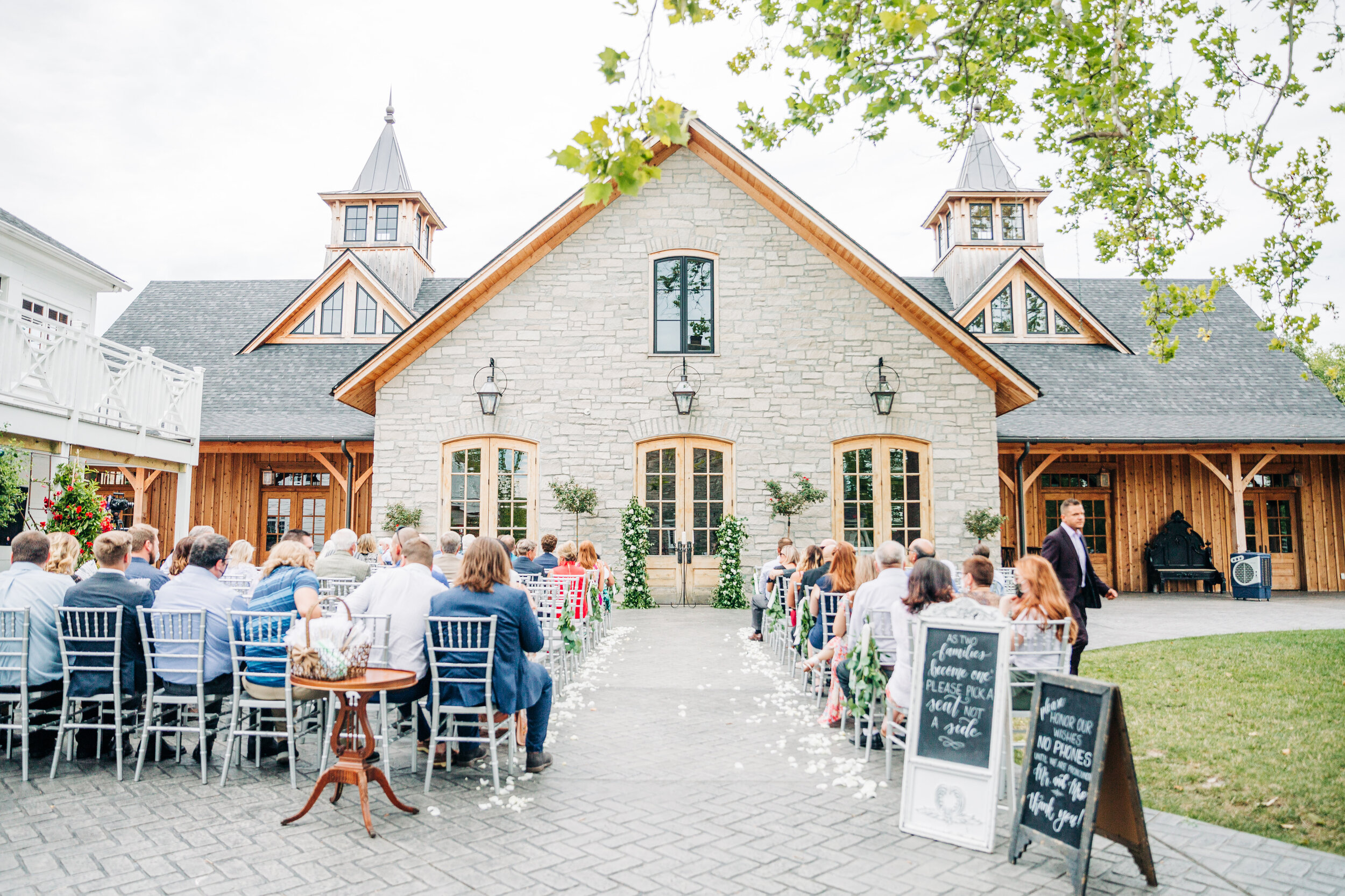 32.Malerie&Sonny.Ceremony.2020.jpg