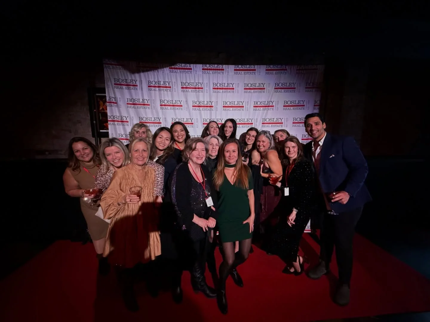 Vanderhoof crew @bosleyrealestate holiday party !! 🥂