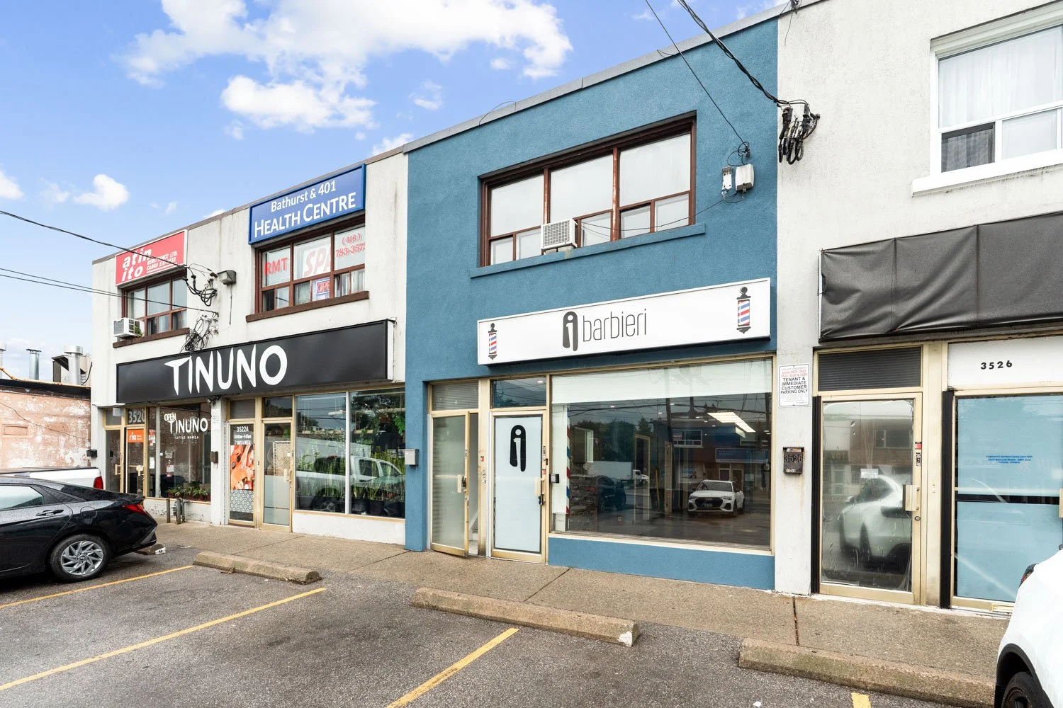 3524 Bathurst St_003.jpg