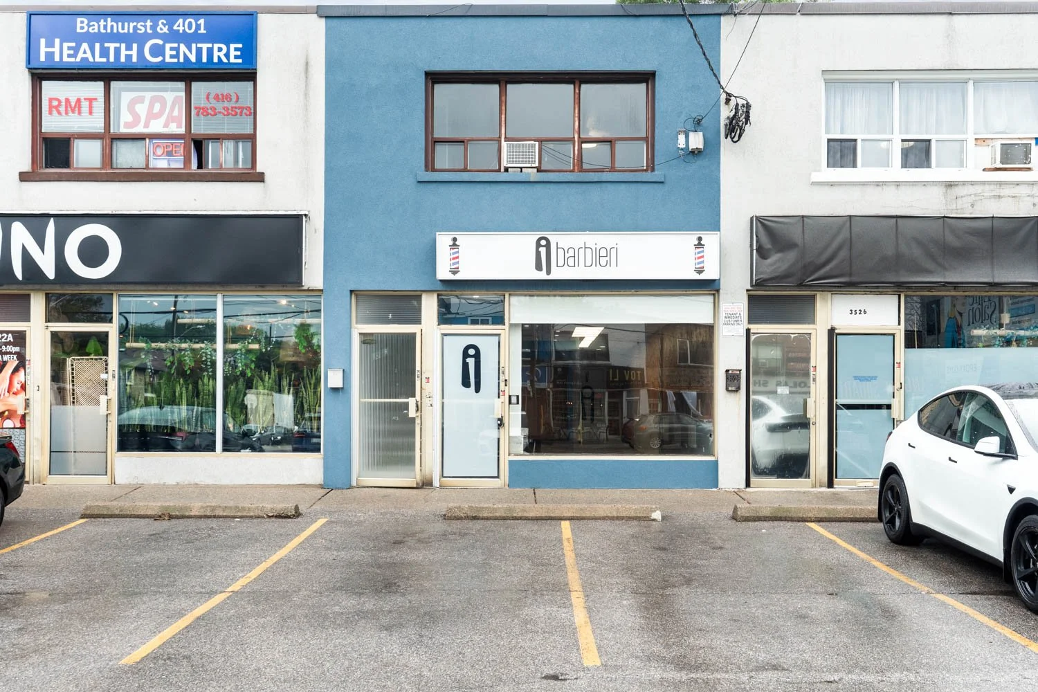 3524 Bathurst St_001.jpg