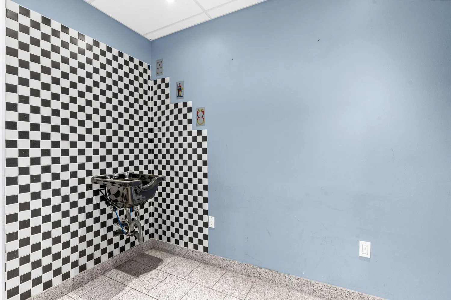 3524 Bathurst St_013.jpg